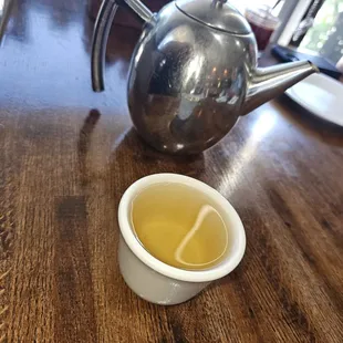 Hot tea/ goes perfect with Cinese food in my opinion.