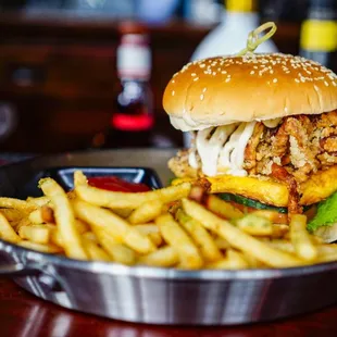 Soft Shell Crab Burger - IG: @nelson_eats