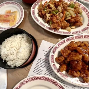 Orange chicken + dry chili chicken + white rice