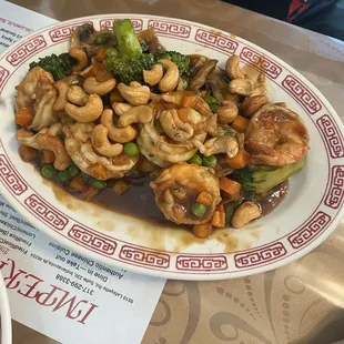 Shrimp with cashews