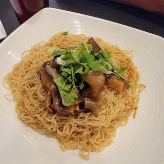 Beef Tendon & Flank with Radish