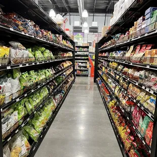 a grocery store aisle