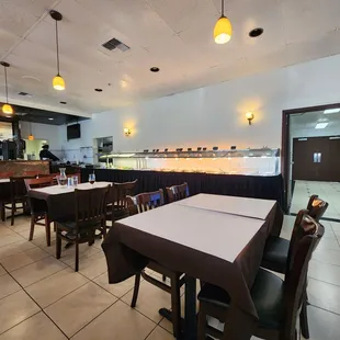 Buffet lunch during weekdays