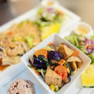 Lunch Specials everyday! 11:00 am - 2:00 pm