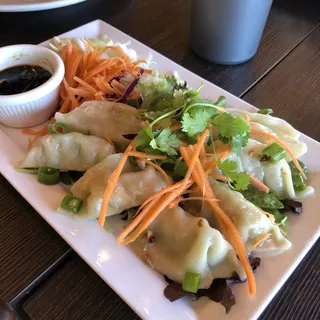 Thai Pot Sticker (8 pcs.)