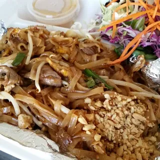S19. Pad Thai Lunch