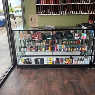 Visit our vaping experts and select your new e-juice.