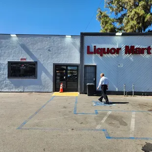 In And Out Liquor Mart