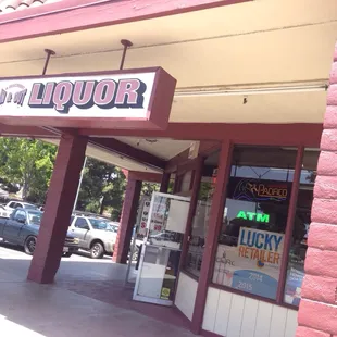 In & Out Liquors