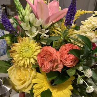 Brand new, just delivered yet browning a wilted. Added fresh water yet no improvement.