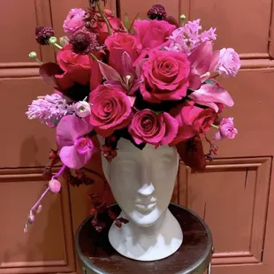 Gorgeous Arrangement Seen at In Full Bloom !!!