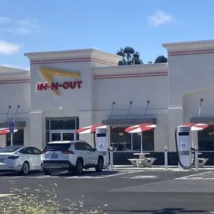 Main entrance very close on  Ev charging