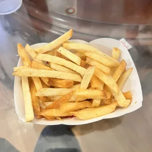 These are the fries straight outta the bag- there wasn&apos;t even stragglers left in the bag.