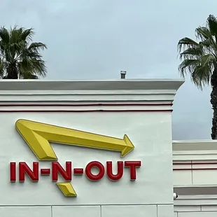 California famous burgers