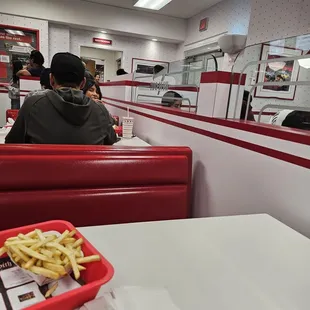 Super Duper busy Monday night