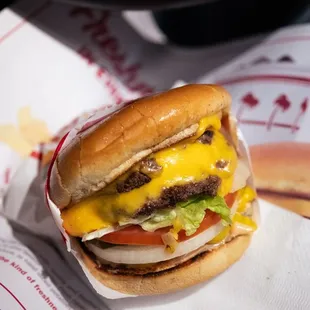 Double Double w/raw onion. Pickles &amp; chopped Chilis. 5/5