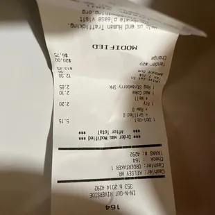ows a receipt for a restaurant