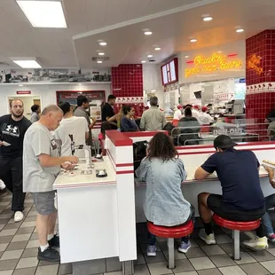 sushi and sashimi, interior