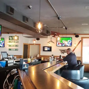 sushi and sashimi, interior