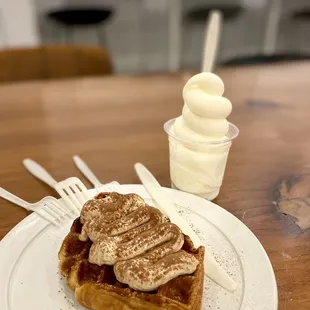 Tiramisu Croffle, Premium Milk Soft Serve