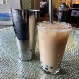 Peach tea with sweetened condensed milk and boba