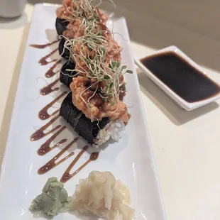 sushi, sashimi, sushi and sashimi, food