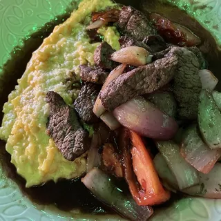 LOMO A LA HUANCAINA
