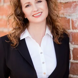 Incandescent Skin by Alissa... Tuscon Acne Treatment, Anti-Aging SkinCare, Eyebrow Services, Lash Lifts &amp; TInts.