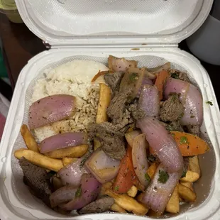 Lomo Saltado