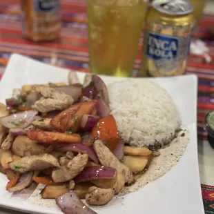 Saltado De Pollo