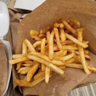 Ton O' crispy seasoned spuddy buddies.