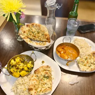 Aloo Gobhi Matar, Butter Chicken, Garlic Naan