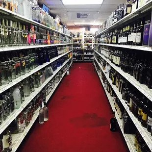 Independence Beverage is a friendly store in Independence, Ohio that sells a wide range of wine, spirits and craft beer...