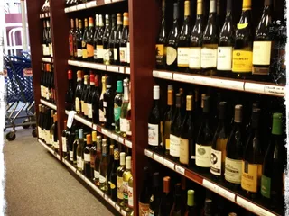 Elyria Liquor & Beverage