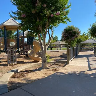 Play structure and bridge