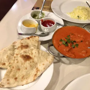 Chicken tikka masala, naan and chutney