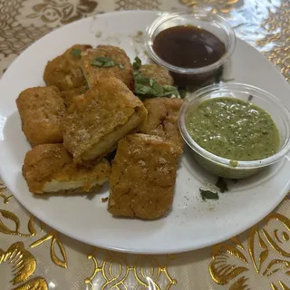 6 Pieces Paneer Pakora