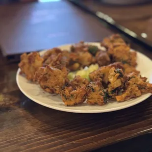 VEGETABLE PAKORA