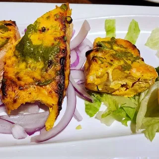 PESTO SALMON TIKKA