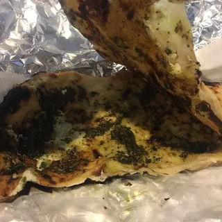 GOAT CHEESE PESTO NAAN