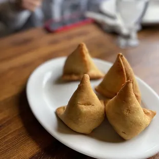 #2. Vegetable Samosa (2 Pcs)
