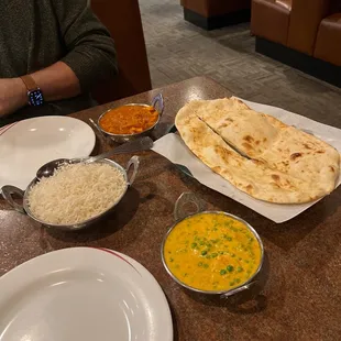 Josh, Chicken Vindaloo, Naan