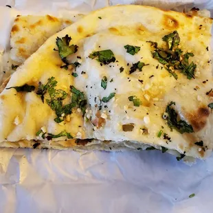 Garlic naan