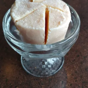 KULFEE - Homemade ice cream made with almonds and pistachio