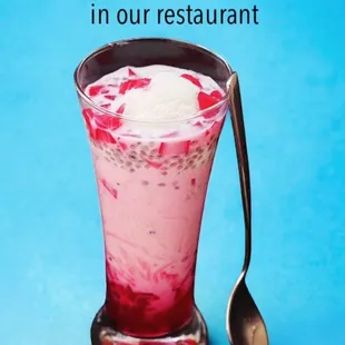Faluda / Falooda is now available in Indias Tandoori Hollywood. Plz come at try.