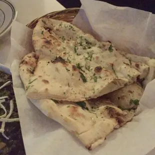 Garlic naan