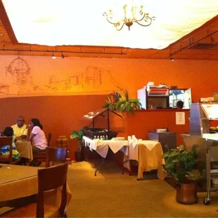 Saturday lunch buffet crowd