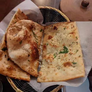 Garlic naan