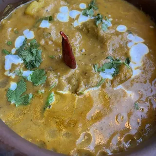 Lamb Curry (come with basmati rice)