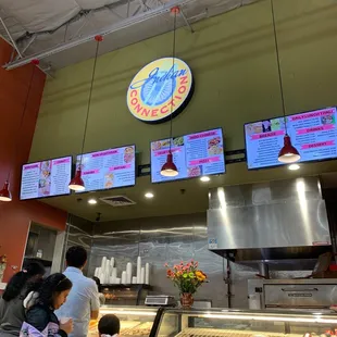 Picking up the Chicken Hyderabadi